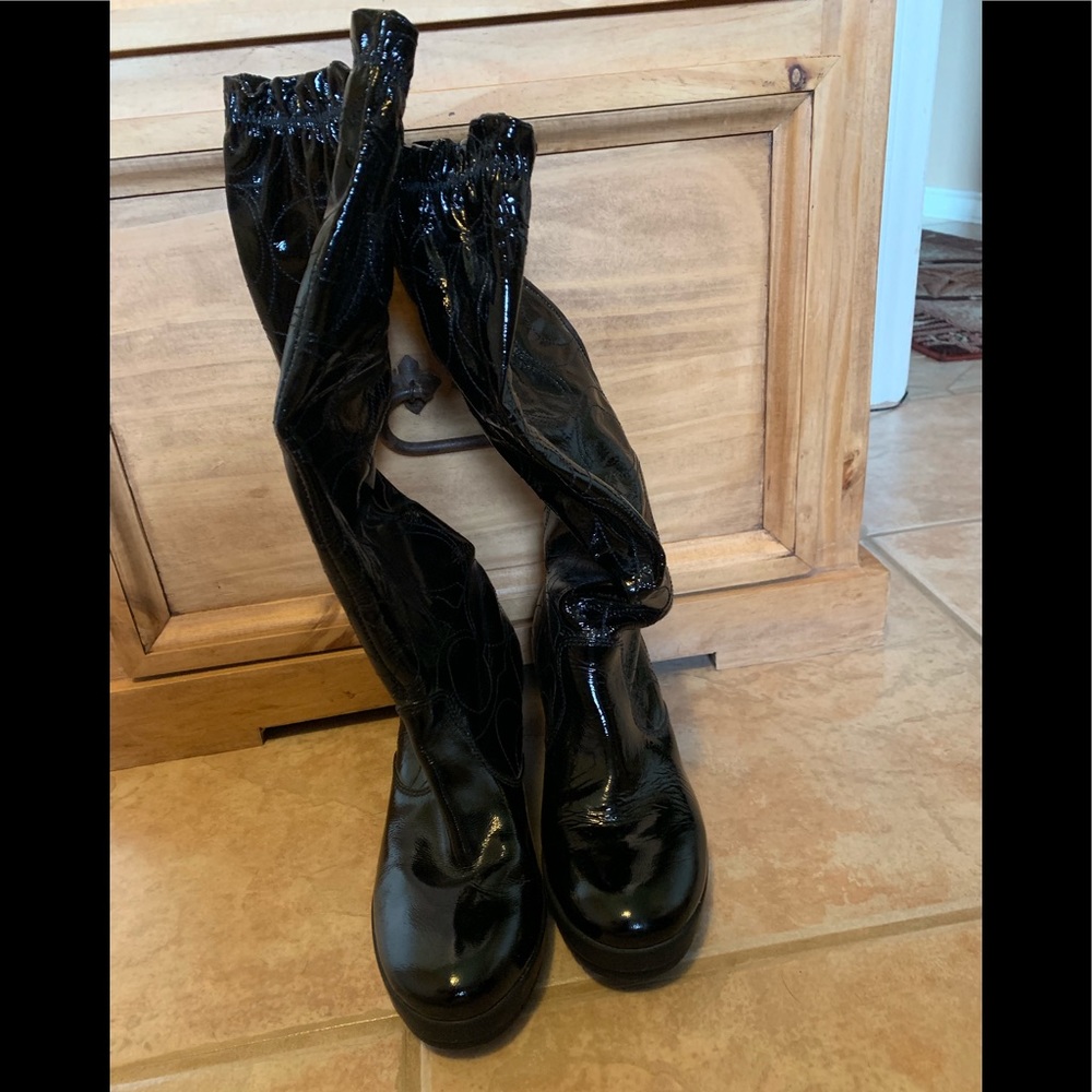 Coach boots